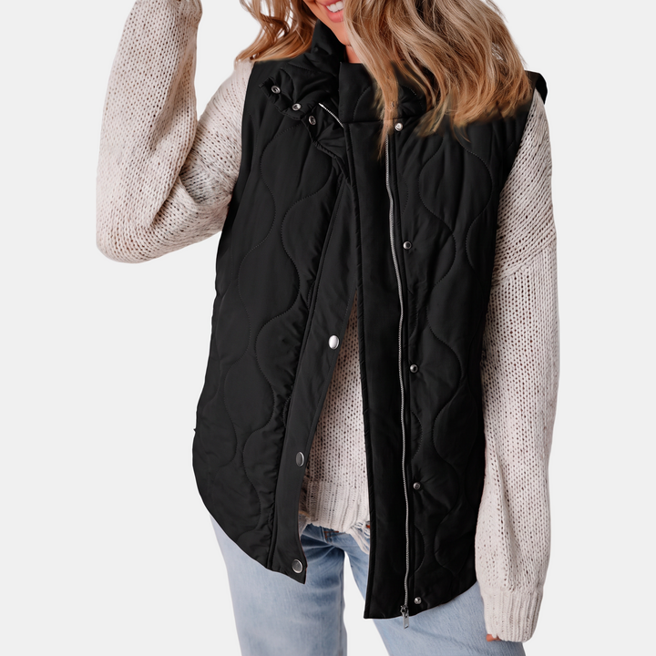 Women's Quilted Puffer Vest Sleeveless Zip and Snap Button Hooded Coat