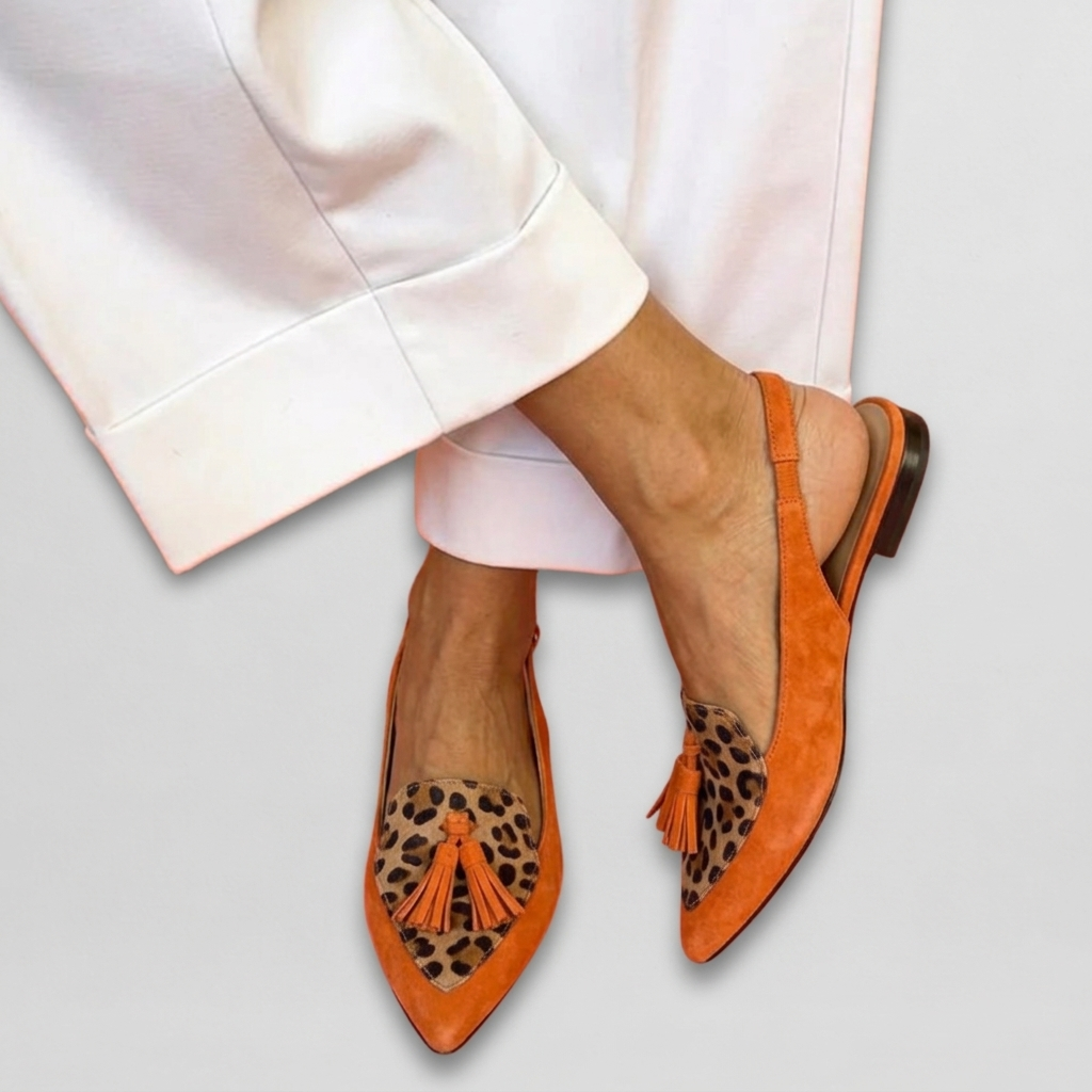 Eliza | Sandals with straps and tassels